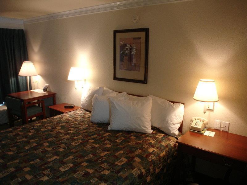 Best Western Canton Inn Zimmer foto